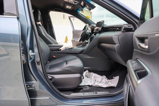 2024 Toyota Venza XLE