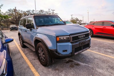 2025 Toyota LAND CRUISER 4DR 4WD