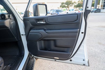 2026 Toyota Land Cruiser 4WD (Natl)