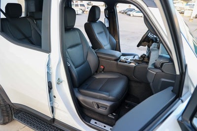 2026 Toyota Land Cruiser 4WD (Natl)