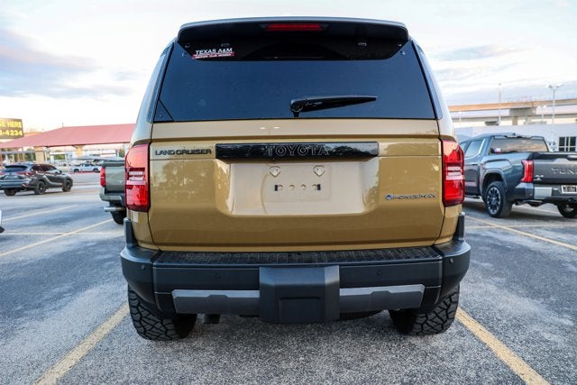 2025 Toyota LAND CRUISER 4WD (Natl)