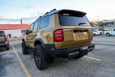 2025 Toyota LAND CRUISER 4WD (Natl)