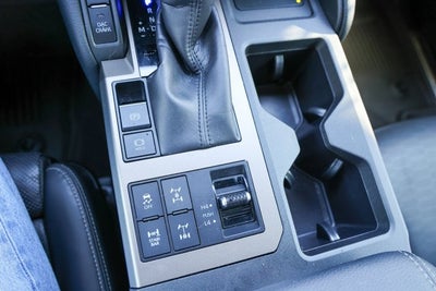 2024 Toyota LAND CRUISER 4WD (Natl)