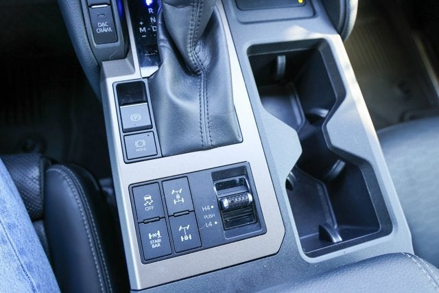 2024 Toyota LAND CRUISER 4WD (Natl)