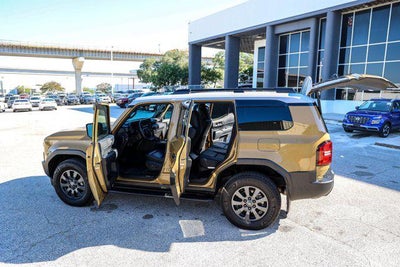2024 Toyota LAND CRUISER 4WD (Natl)