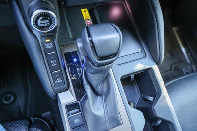 2024 Toyota LAND CRUISER 4WD (Natl)