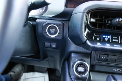 2024 Toyota Land Cruiser 4WD (Natl)