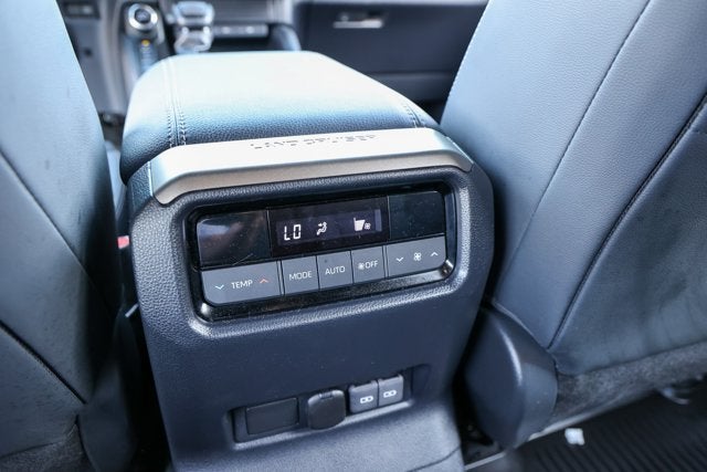 2024 Toyota Land Cruiser 4WD (Natl)