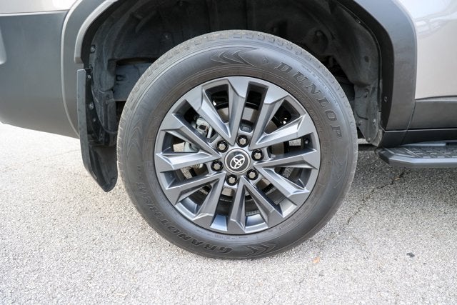 2025 Toyota Land Cruiser 4WD (Natl)