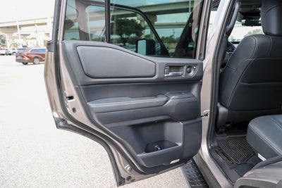 2025 Toyota Land Cruiser 4WD (Natl)