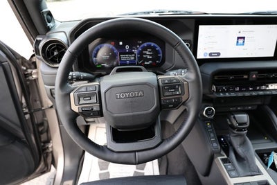 2025 Toyota Land Cruiser 4WD (Natl)