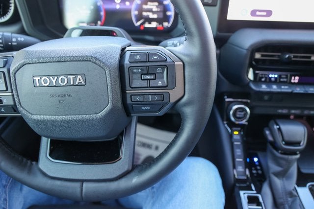 2025 Toyota Land Cruiser 4WD (Natl)