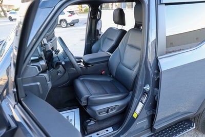 2025 Toyota Land Cruiser 4WD (Natl)