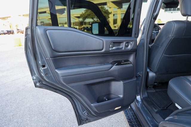 2025 Toyota Land Cruiser 4WD (Natl)