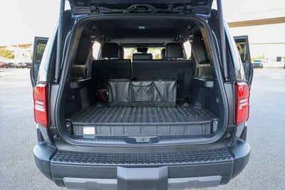 2025 Toyota Land Cruiser 4WD (Natl)