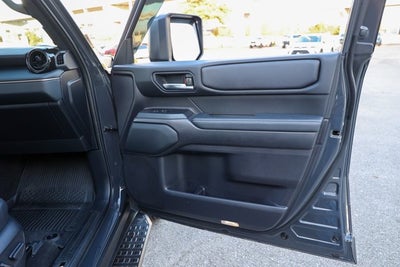 2025 Toyota Land Cruiser 4WD (Natl)