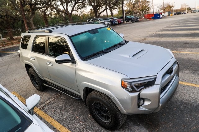 2019 Toyota 4RUNNER TRD Off Road