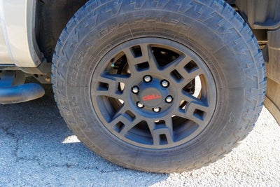 2024 Toyota 4RUNNER TRD Off Road Premium