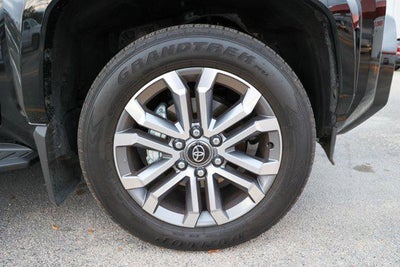 2025 Toyota 4RUNNER Limited