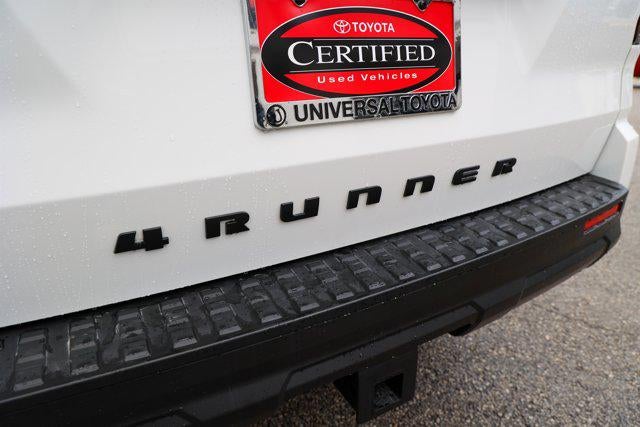 2025 Toyota 4RUNNER SR5