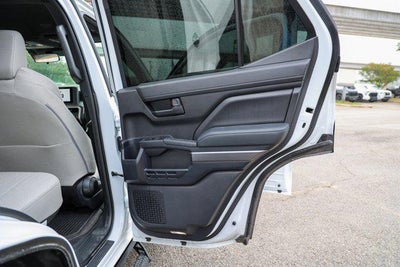 2025 Toyota 4RUNNER SR5