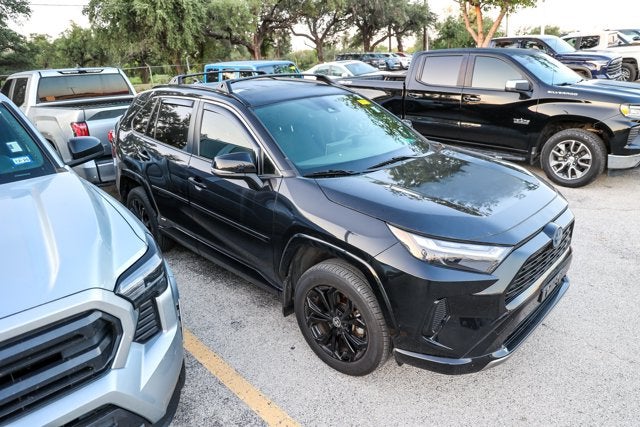 2024 Toyota RAV4 Hybrid SE