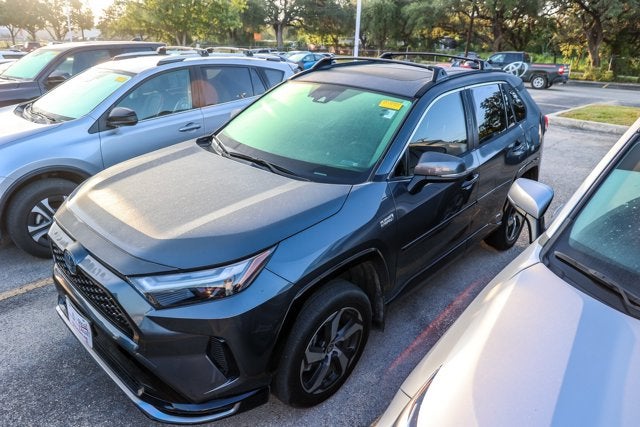 2024 Toyota RAV4 Prime SE