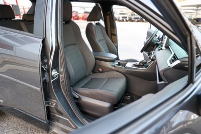2024 Toyota RAV4 Prime SE
