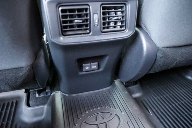 2024 Toyota RAV4 Prime SE