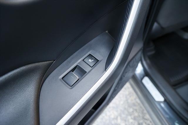 2024 Toyota RAV4 Prime SE