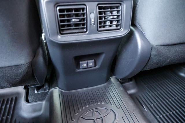 2024 Toyota RAV4 Prime SE