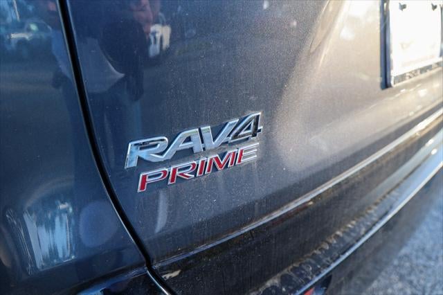 2024 Toyota RAV4 Prime SE
