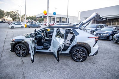 2023 Toyota bZ4X Limited