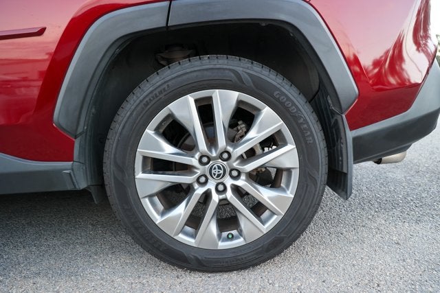 2020 Toyota RAV4 XLE Premium