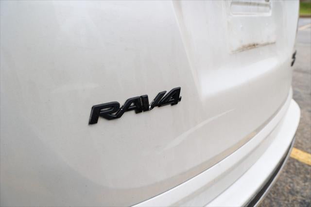 2016 Toyota RAV4 Hybrid Limited