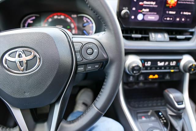 2025 Toyota RAV4 Hybrid Hybrid XSE