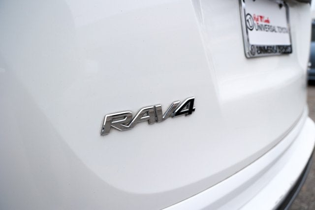 2018 Toyota RAV4 SE