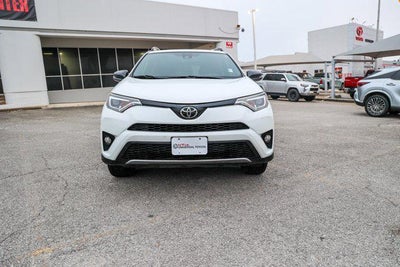 2018 Toyota RAV4 SE