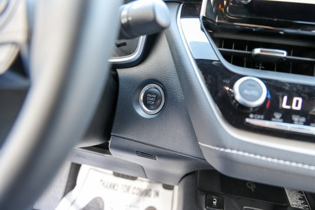 2025 Toyota COROLLA HATCHBACK XSE