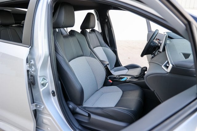 2025 Toyota COROLLA HATCHBACK XSE