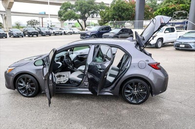 2025 Toyota Corolla Hatchback XSE