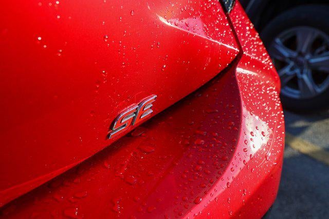 2024 Toyota COROLLA HATCHBACK SE