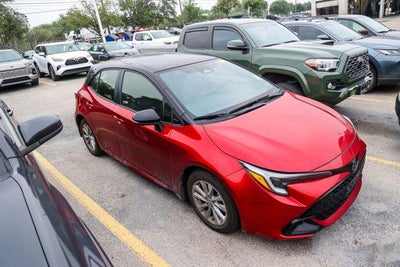 2024 Toyota COROLLA HATCHBACK SE