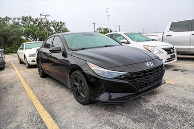 2023 Hyundai Elantra Blue