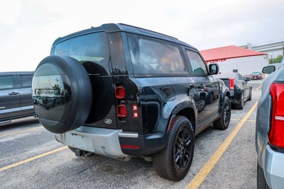 2023 Land Rover Defender SE