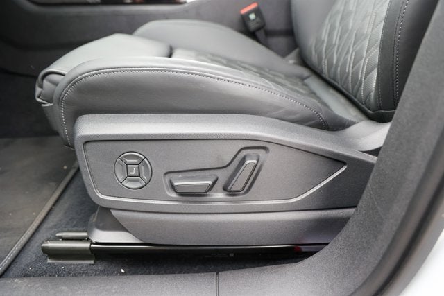 2025 Audi SQ5 Premium Plus
