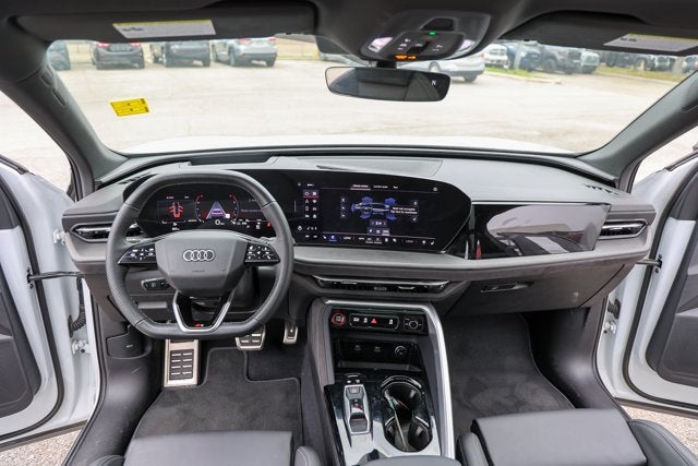 2025 Audi SQ5 Premium Plus