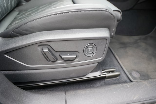 2025 Audi SQ5 Premium Plus