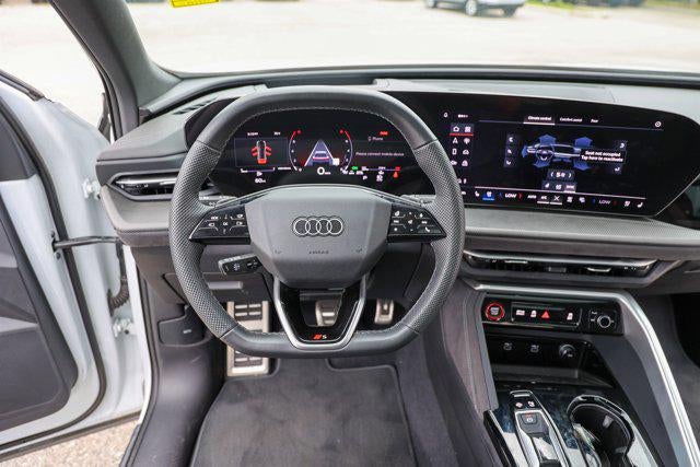 2025 Audi SQ5 Premium Plus