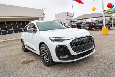 2025 Audi SQ5 Premium Plus